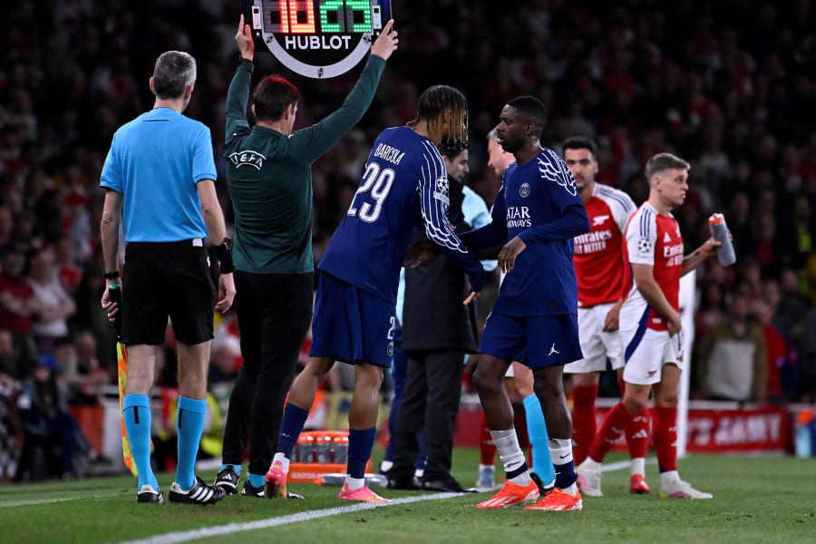Ousmane Dembélé et Bradley Barcola (29) contre Arsenal en demi-finale de Champions League