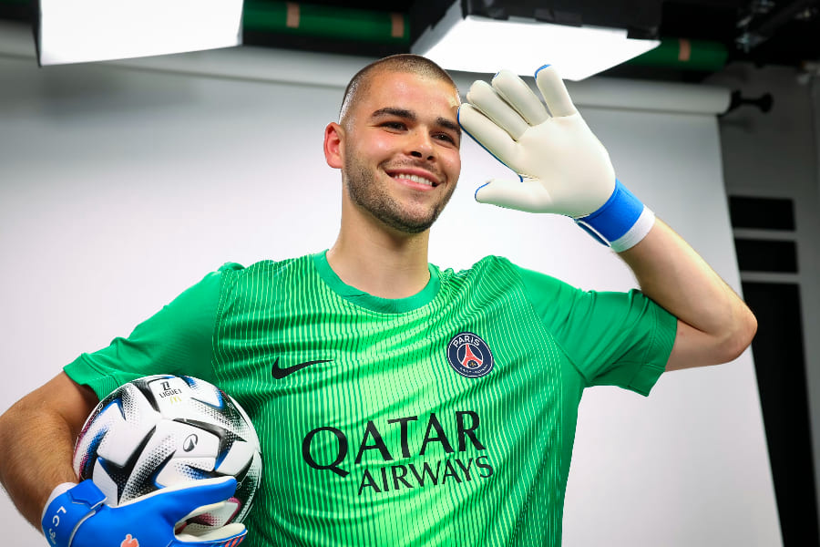 Lucas Chevalier est Parisien